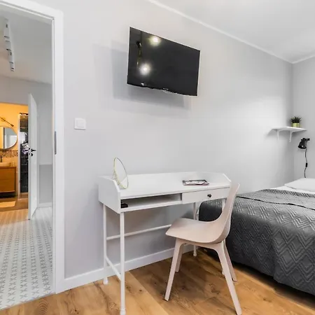 Lipova Park Coffee&wi-fi- 500 M Do Plaży, Bezpłatny Meleks Apartament Stegna (Pomerania)