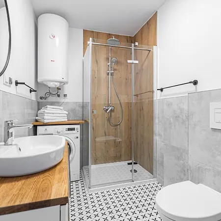 Lipova Park Coffee&wi-fi- 500 M Do Plazy, Bezplatny Meleks