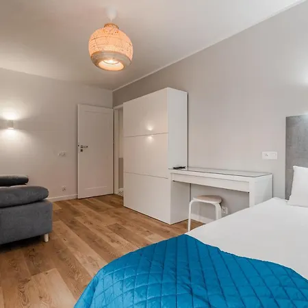 דירה Lipova Park Coffee&wi-fi- 500 M Do Plazy, Bezplatny Meleks