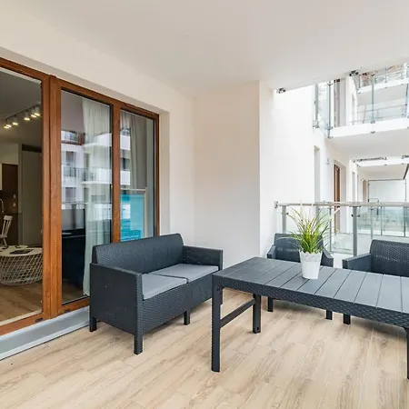 Lipova Park Coffee&wi-fi- 500 M Do Plazy, Bezplatny Meleks