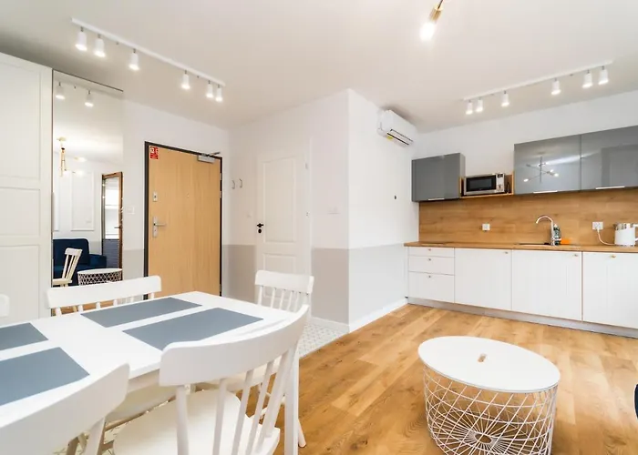 Lipova Park Coffee&wi-fi- 500 M Do Plazy, Bezplatny Meleks Apartman